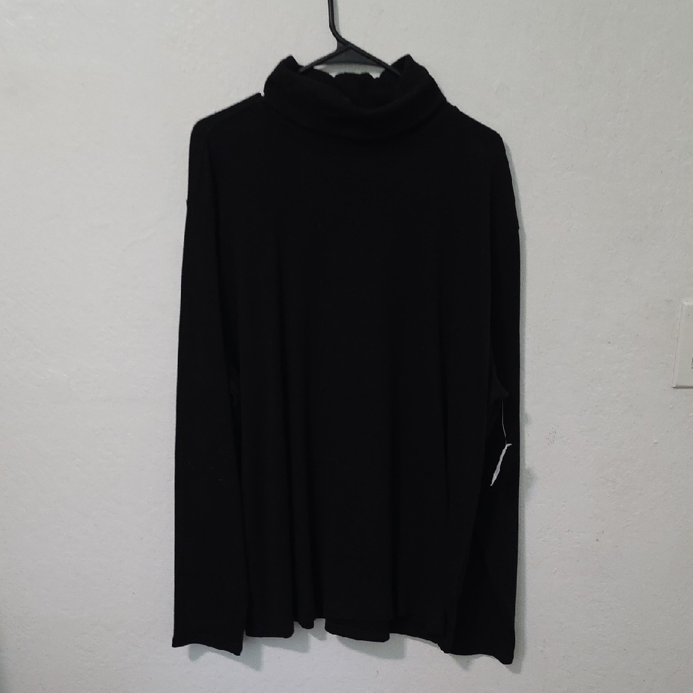 GAP Black Turtleneck Sweater Smooth Knit Essential